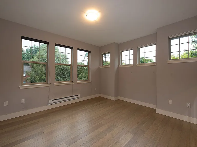 8535 Avondale Rd NE #A201 — Photo 6