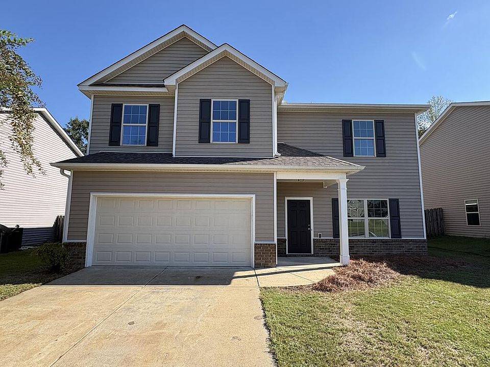 1st image of 18 Forest Ridge Ln