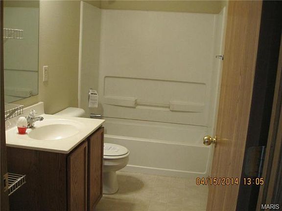 5th image of 3009 Village Glen Dr