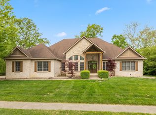 1832 Live Oak Ct, Avon, IN 46123