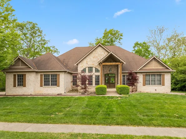 1832 Live Oak Ct, Avon, IN 46123