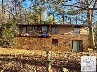 135 Commodore Ct, Ridgeway, VA 24148