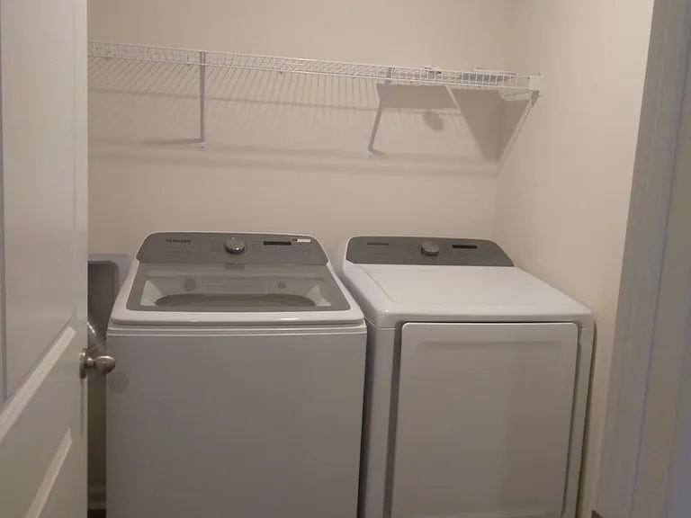 220 Greene Ln — Photo 15