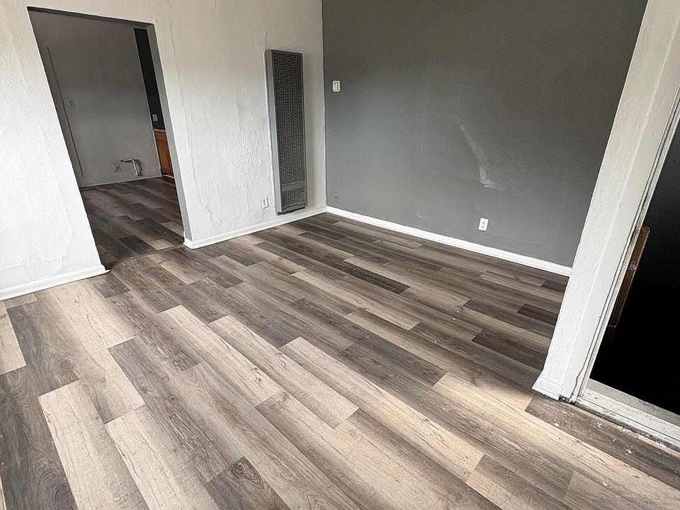 1st image of 2000 S 13th St