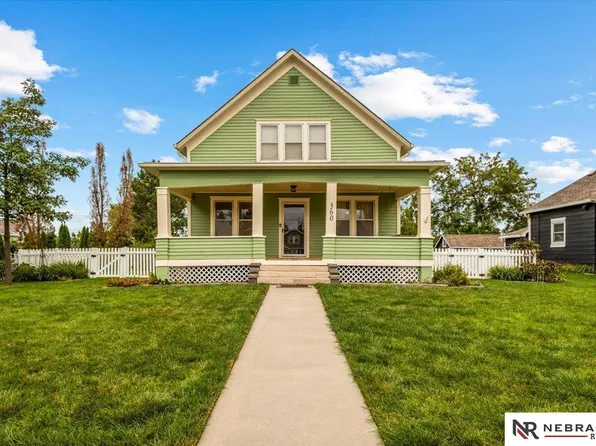 360 Main St, Springfield, NE 68059