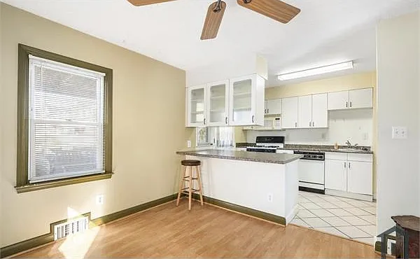 4 bed, 1580 sqft, $3,300 — Photo 4