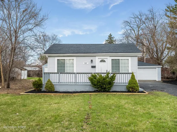 2217 Ruby St, Melrose Park, IL 60164