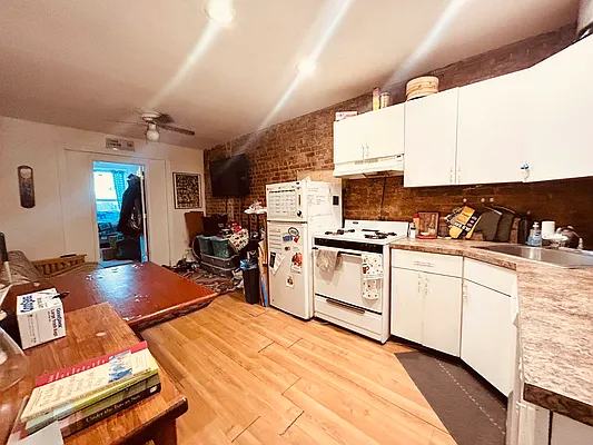 Rented by Aracely Cometti Fan | media 15