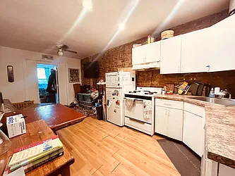 Rented by Aracely Cometti Fan