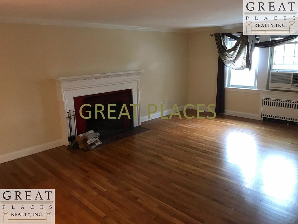 2nd image of 102 Undine Rd