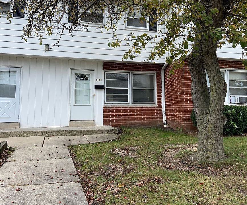 1st image of 8531 W Hampton Ave #11381256