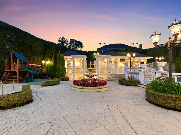 51 Romer Road image 72 of 92