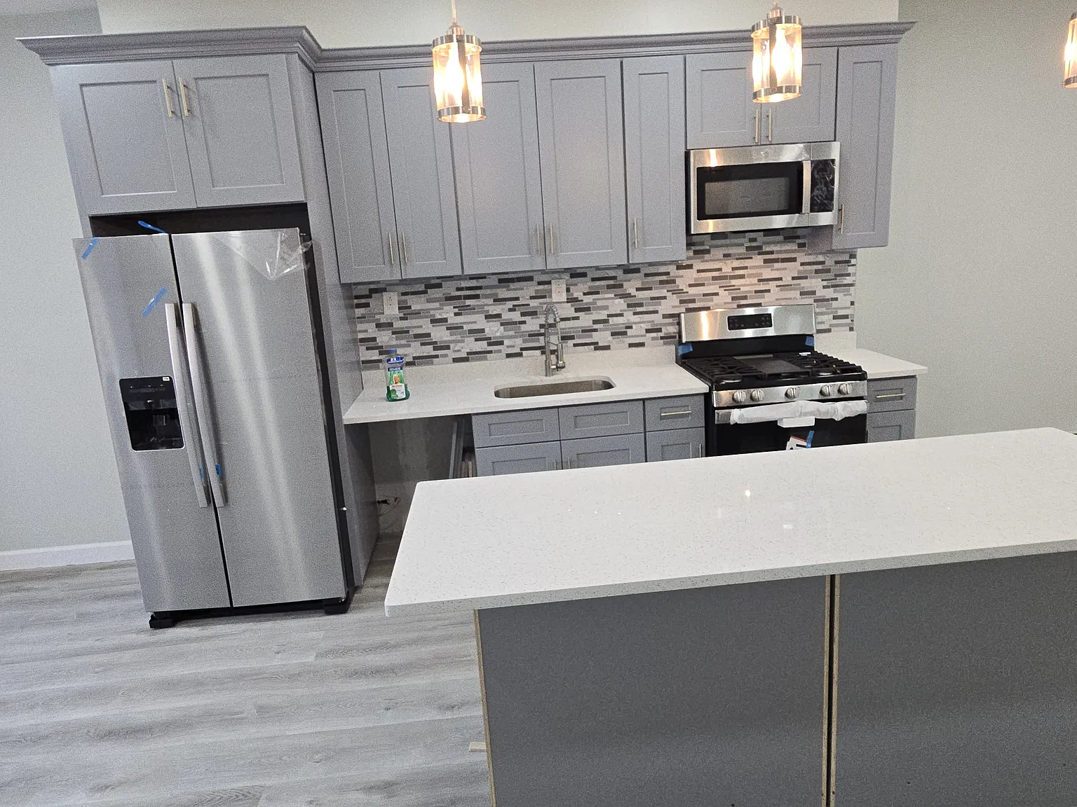 293 Bradford Street — Photo 2