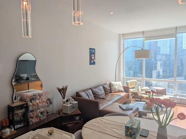 27-17 42nd Road image 1 of 10