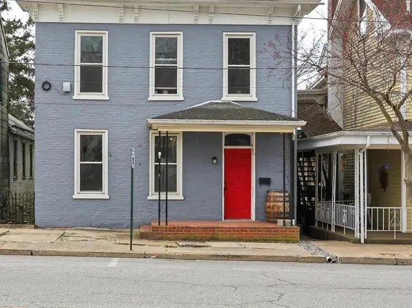 34 W Salisbury St, Williamsport, MD 21795