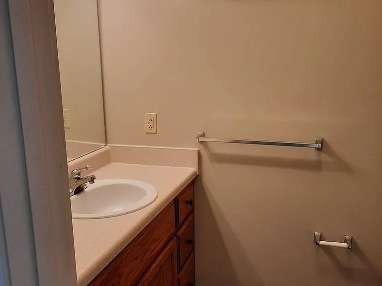 325 Bethel Ct #108 — Photo 10