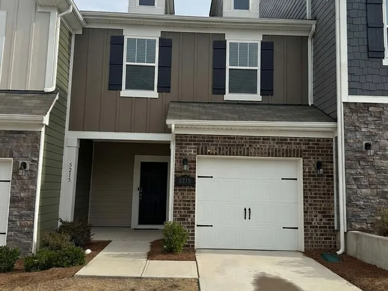 5215 Maynard Hill Dr — Photo 2