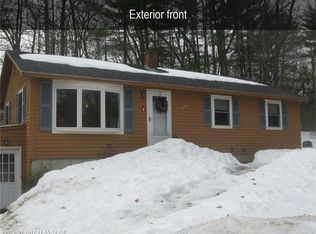 4 Beacon St, Sanford, ME 04073