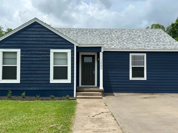 1606 N Travis St, Sherman, TX 75092