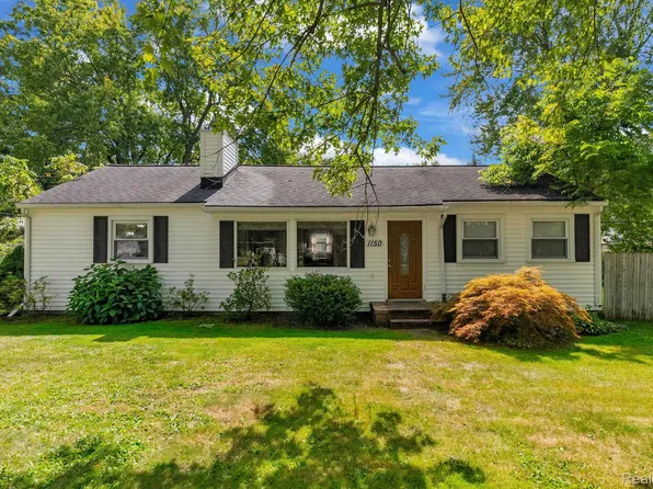 1150 Ferguson St, Lake Orion, MI 48362