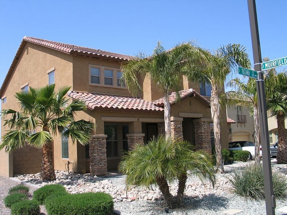 mature front landscaping