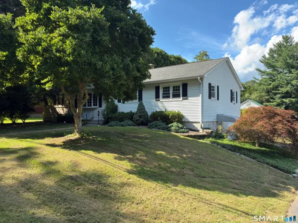 102 Derry Hill Road, Montville, CT 06382