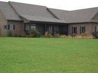 6815 Grove Rd, Oswego, IL 60543