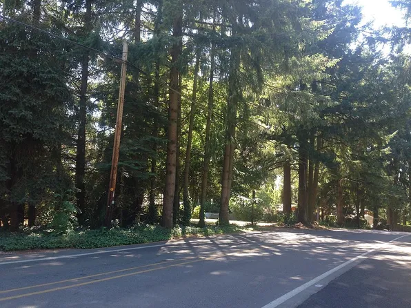 6161 SW Childs Rd, Lake Oswego, OR 97035