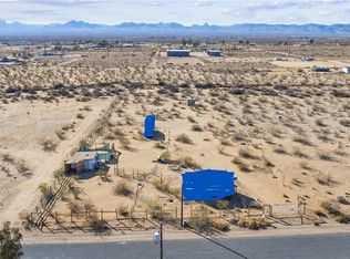 649 S Hassayampa Rd, Golden Valley, AZ 86413