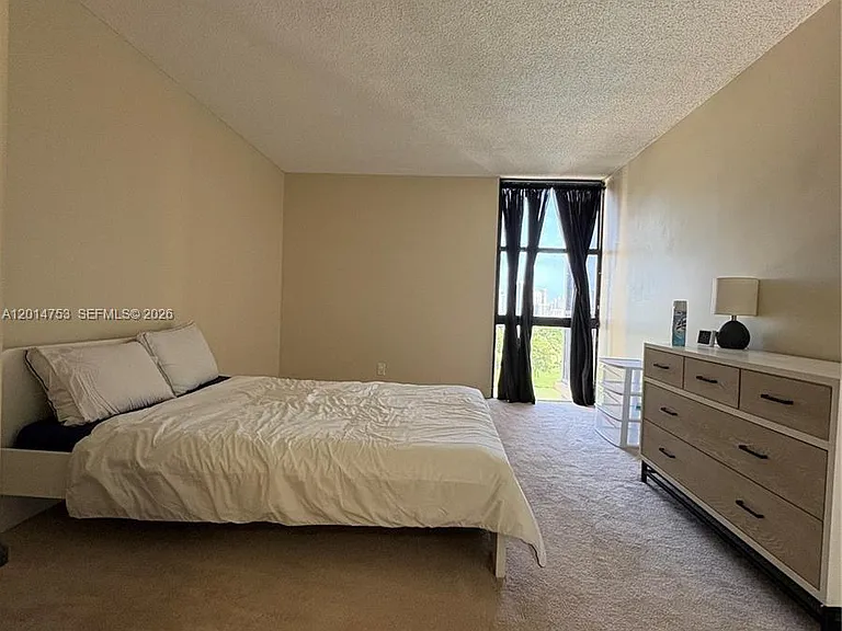 20301 W Country Club Dr #1025 — Photo 4