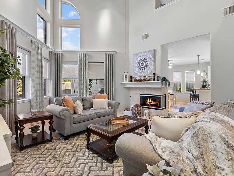 2368 Windy Cove Ct — Photo 10