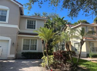 12415 SW 42nd St, Hollywood, FL 33027