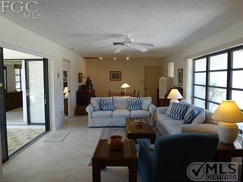 3rd image of 3607 Clipper Ln
