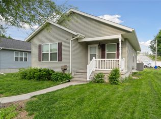 1108 K St SW, Cedar Rapids, IA 52404
