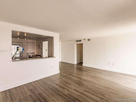 2nd image of 1145 Normandy Dr APT 302
