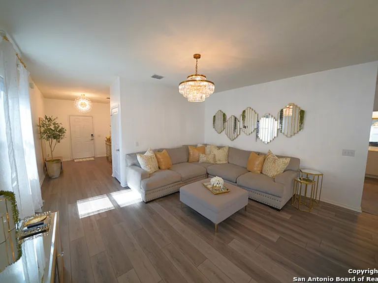 5527 Rue Girard — Photo 13