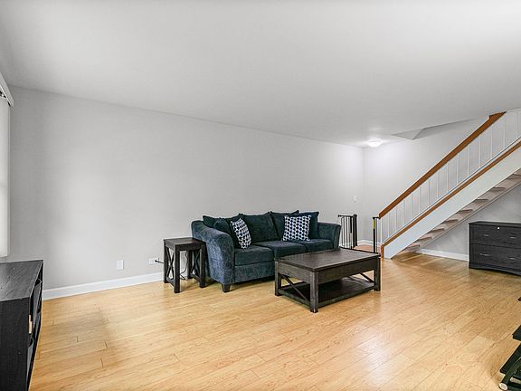 3rd image of 321 Fairchild Ct Unit B