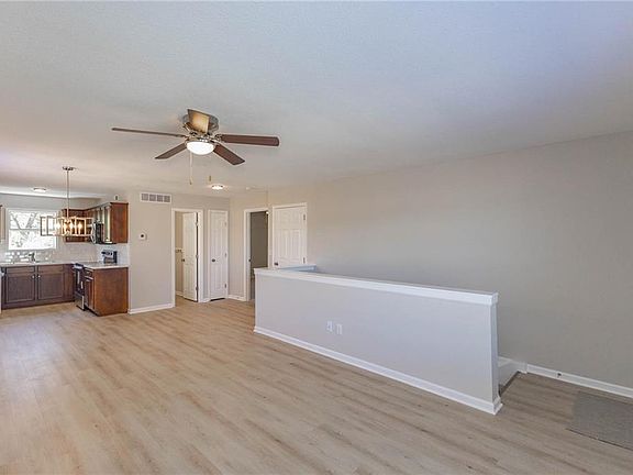 5th image of 8853 Ann Ave