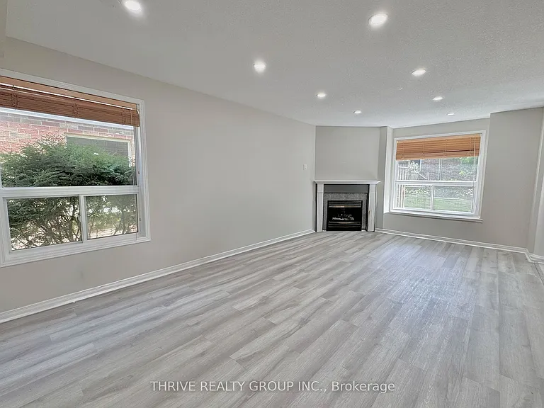 713 Silversmith St — Photo 5