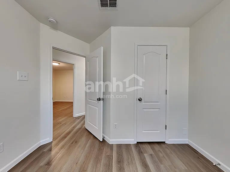 347 Tioga Dr — Photo 11