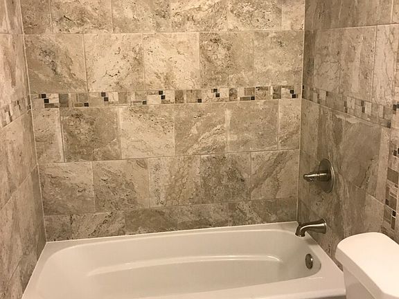 5th image of 1003 Avenue H