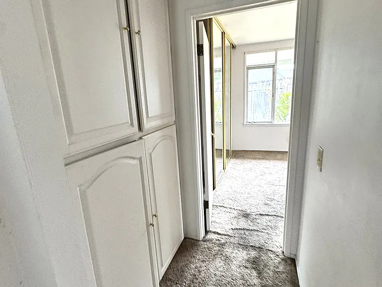2441 Helena St — Photo 12