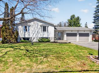 103 Christopher Hamilton St, Ottawa, ON K0A2Z0