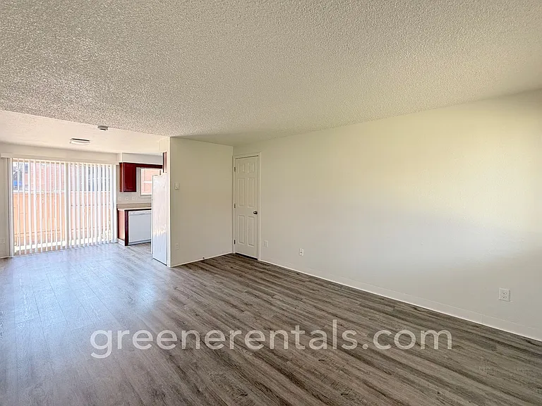 West Main Street Apartments — Photo 4
