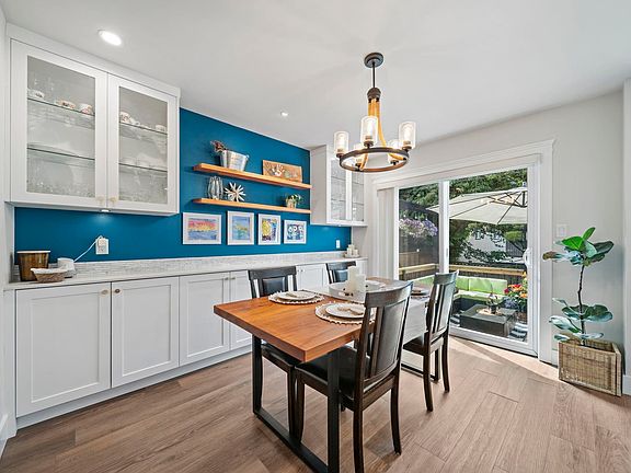 4th image of 10942 63a Ave