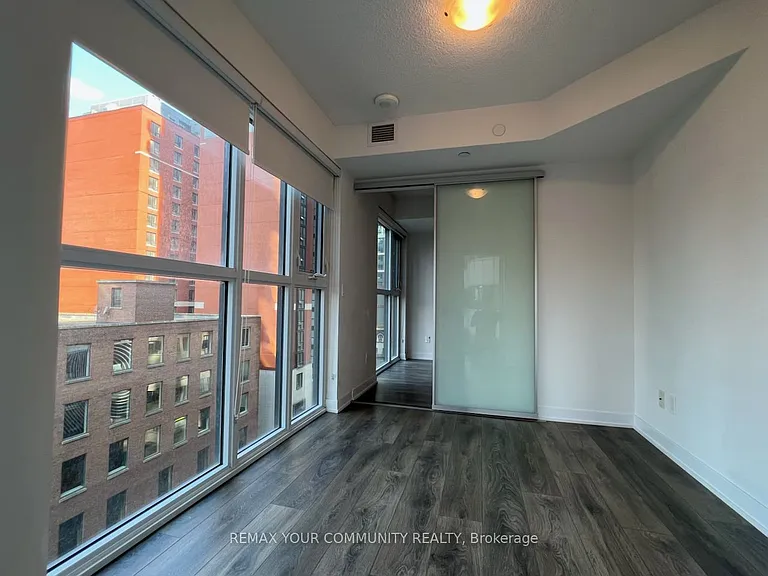 87 Peter St #603 — Photo 8