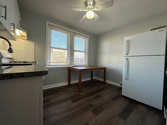 2nd image of 6065 Alma St Floor 2