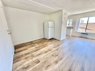 7110 Coldwater Canyon Ave APT 201, North Hollywood, CA 91605