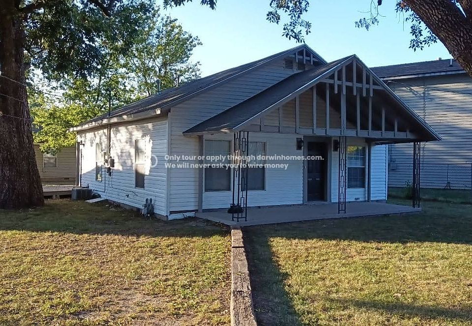 1st image of 1001 N Chickasaw Ave