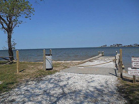 Boat ramp 